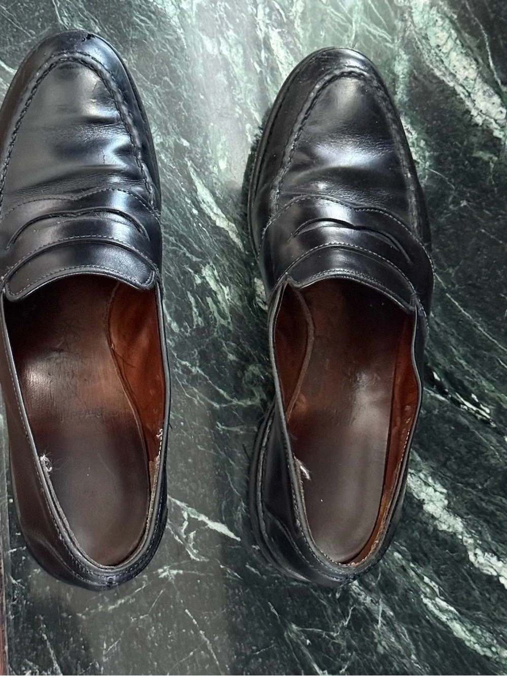 WEALTHY ALLEN EDMONDS Men's Black Leather Penny Loafers -